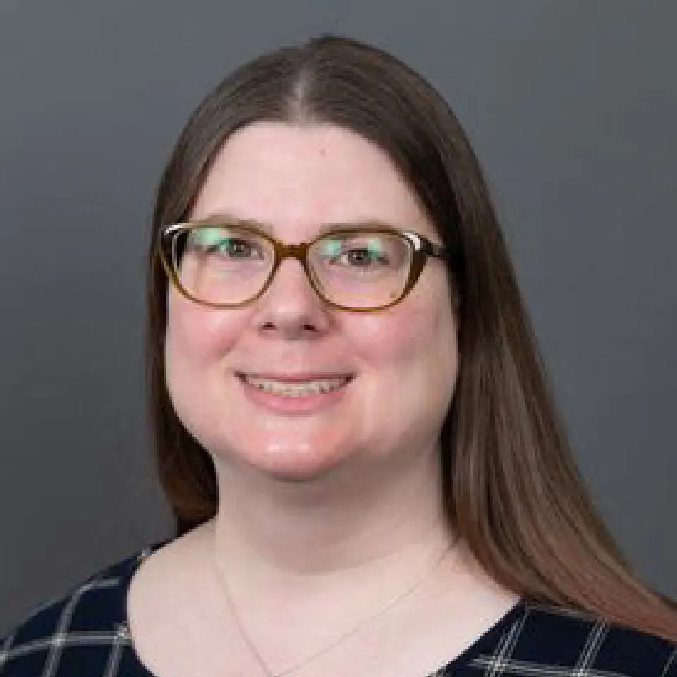 Portrait of Jennifer Dubetz