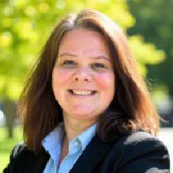 Portrait of Staci Thornsbury