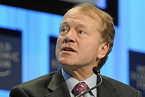 Harvard Business Review names John Chambers '74 world's #2 "Best-Performing" CEO
